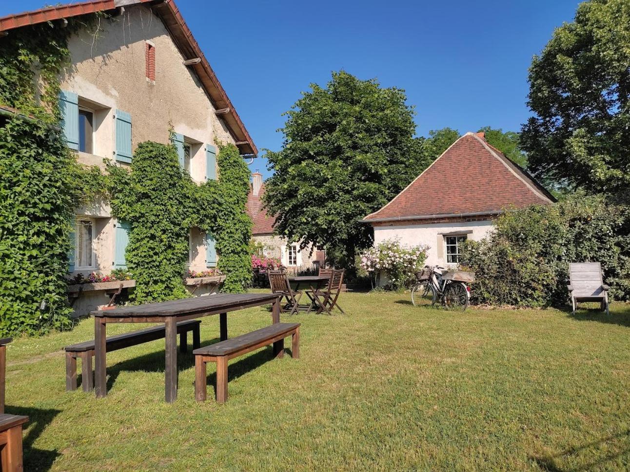 Chambres D'Hotes Domaine Du Bourg Gannay-sur-Loire Екстер'єр фото