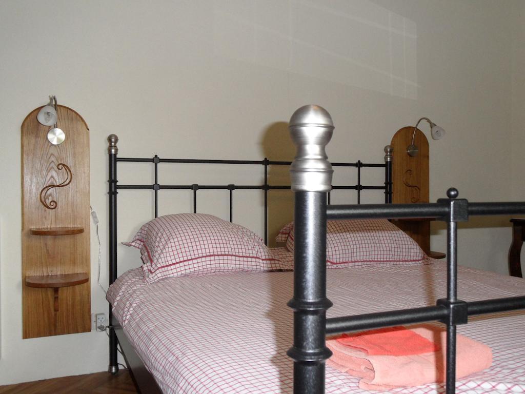 Chambres D'Hotes Domaine Du Bourg Gannay-sur-Loire Номер фото